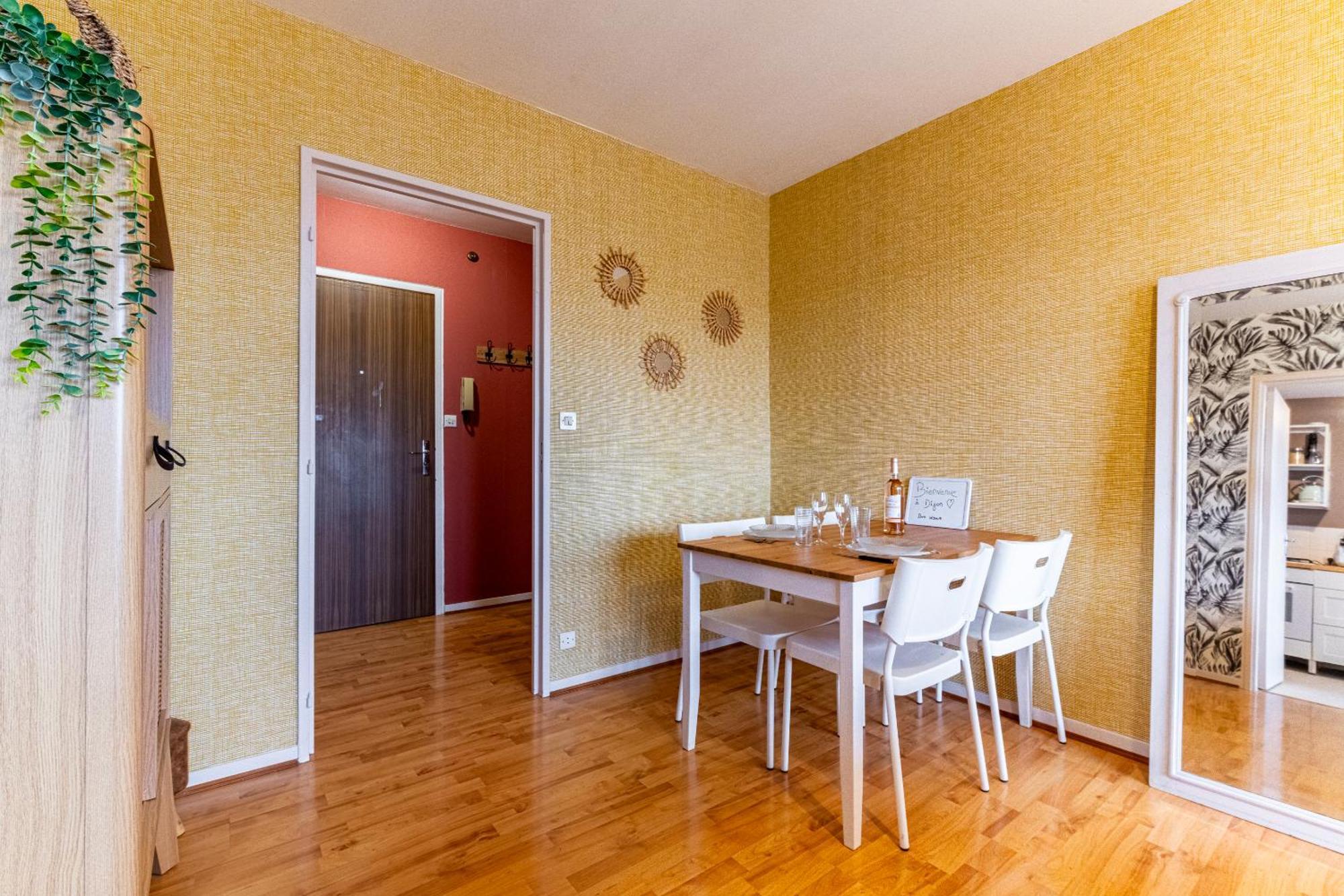 Appartement Parking Proche Centre Wilson Dijon