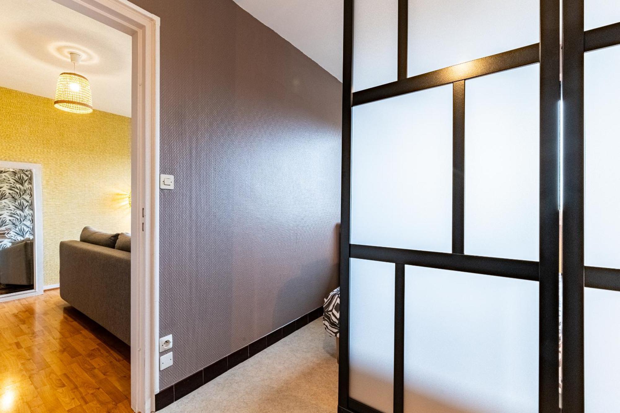 Appartement Parking Proche Centre Wilson Dijon